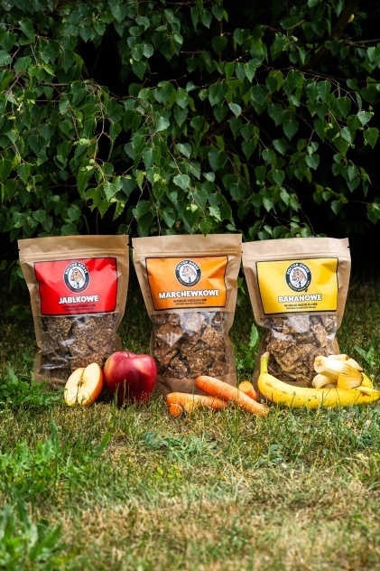 Jabłkowe – Naturalne Smaczki z Cynamonem dla Koni 1L | Doctor Horse x Końska Cukierenka Jabłkowe – Naturalne Smaczki z Cynamonem dla Koni 1L | Doctor Horse x Końska Cukierenka