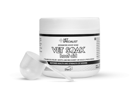 Jump It Together VET SOAK – preparat do kąpieli kopyt konia przy ropniach i problemach strzałki 400 g