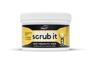 Jump It Scrub It – peeling do głębokiego oczyszczania i pielęgnacji kopyt koni 500 g